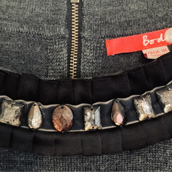 Boden Grey Wool Sweater Dress Beaded Ruffled Neckline with  Gems Size US 10R - Picture 4 of 10